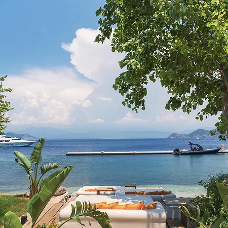 Yazz Collective Otel