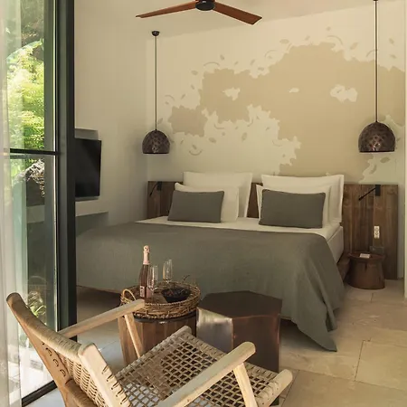 Yazz Collective פאטהיה